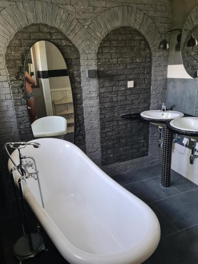 Airport Rooms Прага Екстер'єр фото