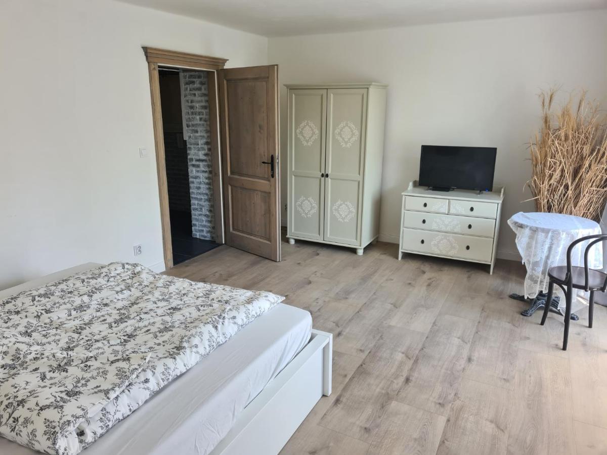 Airport Rooms Прага Екстер'єр фото