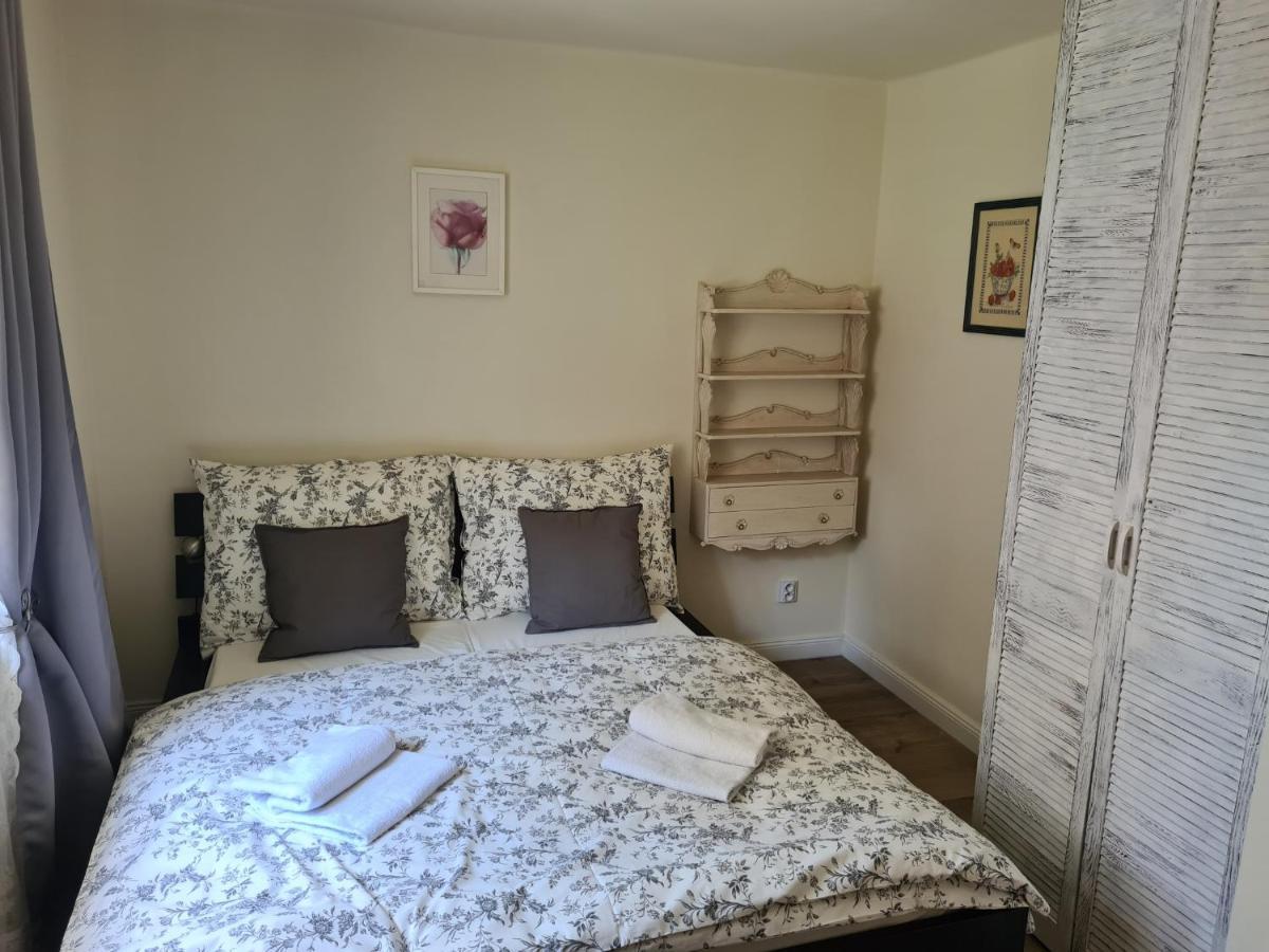 Airport Rooms Прага Екстер'єр фото