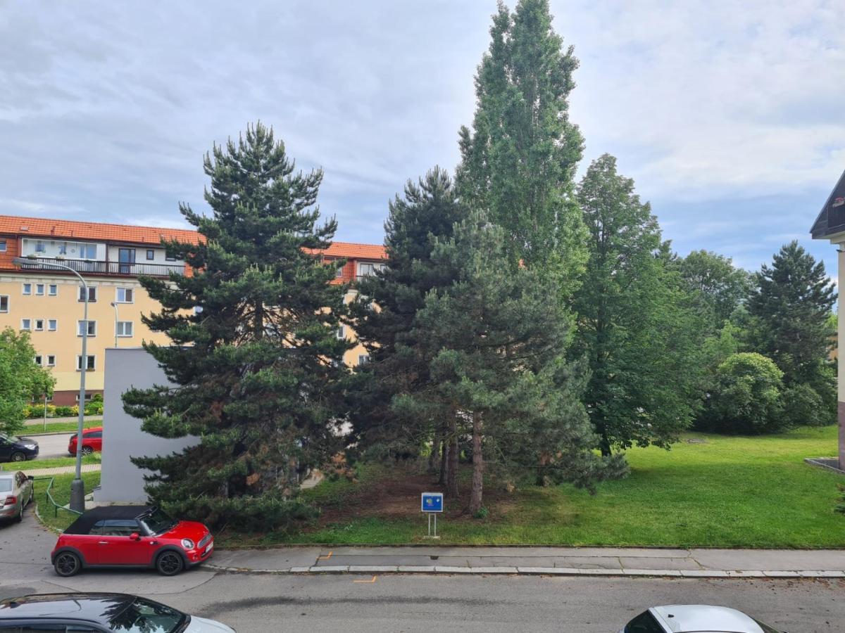 Airport Rooms Прага Екстер'єр фото